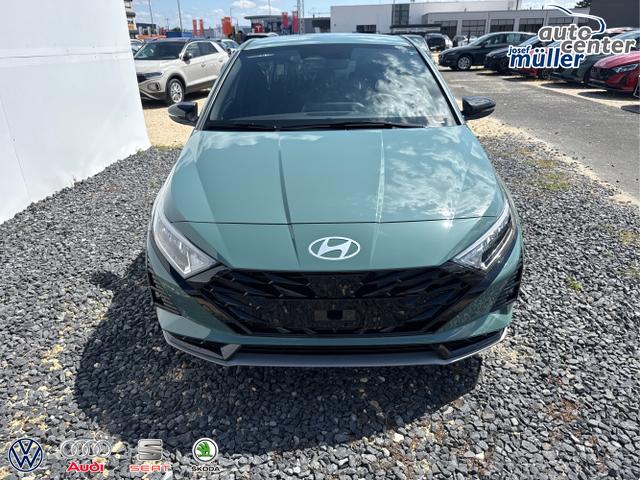 Hyundai / i20 / Grau / / / 