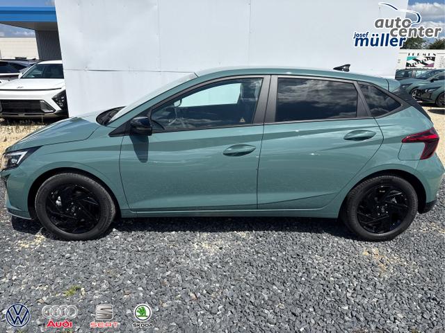 Hyundai / i20 / Grau / / / 
