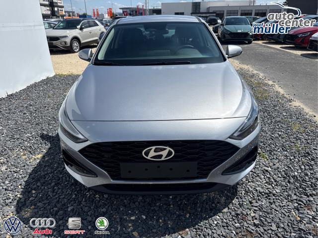 Hyundai / i30 / Grau / / / 