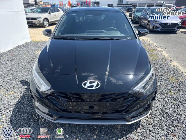 Hyundai / i20 / Grau / / / 