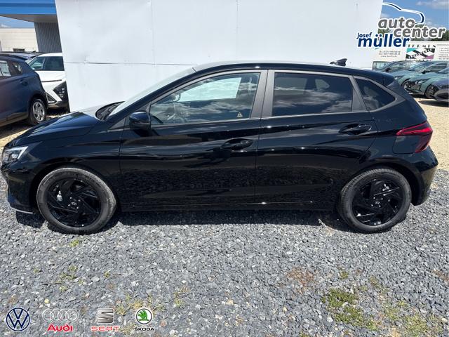 Hyundai / i20 / Grau / / / 
