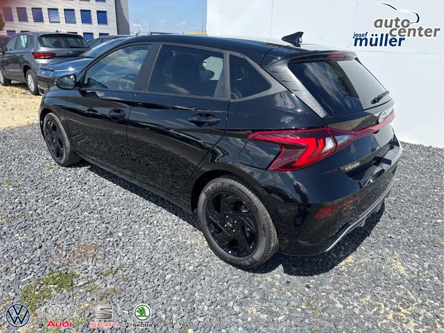 Hyundai / i20 / Grau / / / 