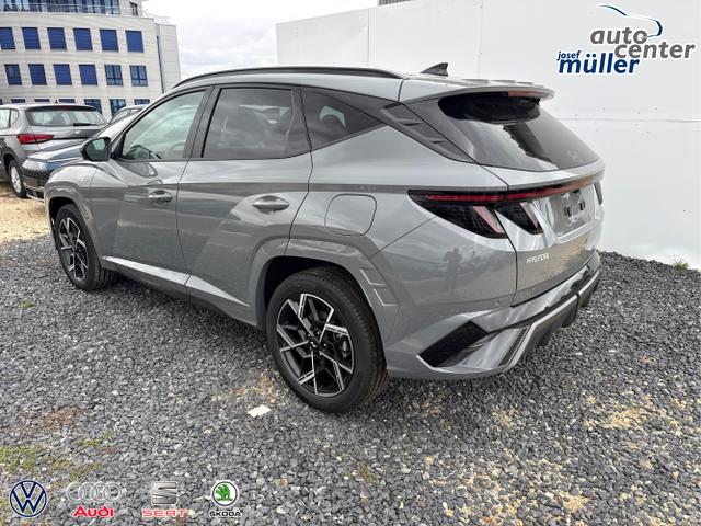 Hyundai / TUCSON / Grau / / / 