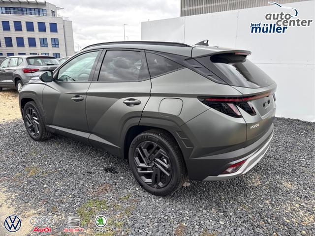 Hyundai / TUCSON / Grau / / / 