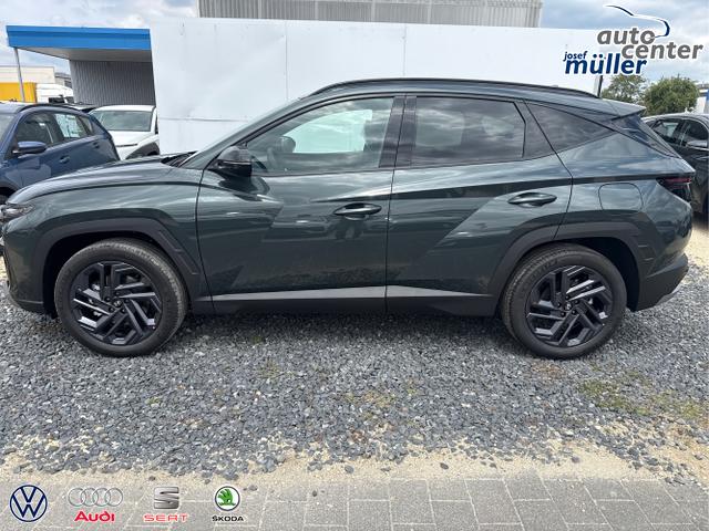 Hyundai / TUCSON / Grau / / / 