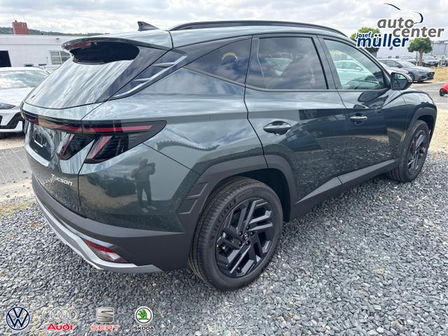 Hyundai / TUCSON / Grau / / / 