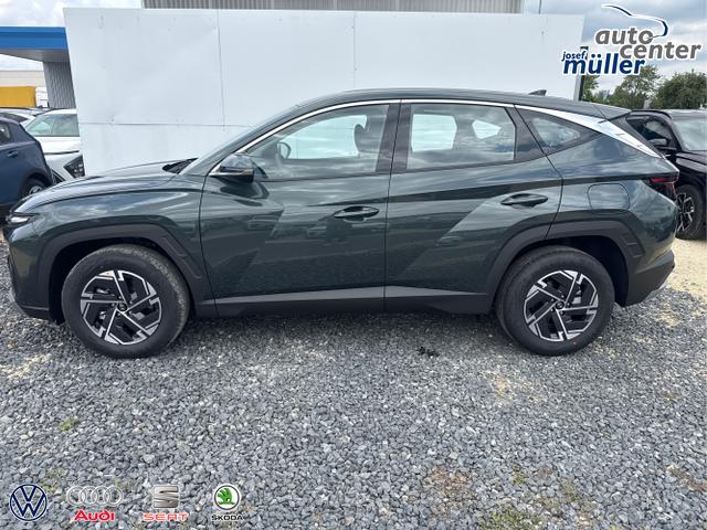 Hyundai / TUCSON / Grau / / / 