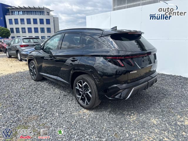 Hyundai / TUCSON / Grau / / / 
