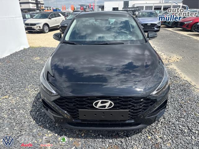 Hyundai / i30 / Grau / / / 
