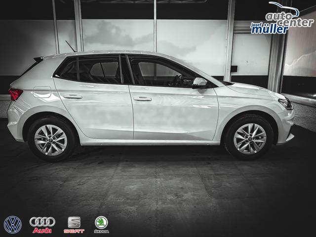 Skoda Fabia SELECTION DSG PDC v+h KLIMAAUTOMATIK 