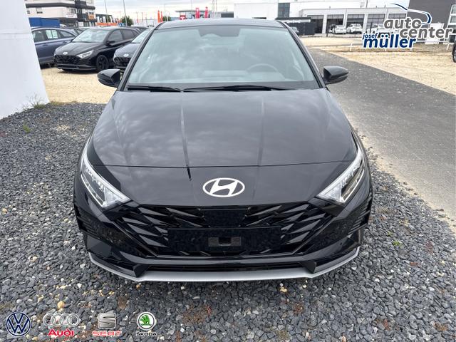 Hyundai / i20 / Grau / / / 