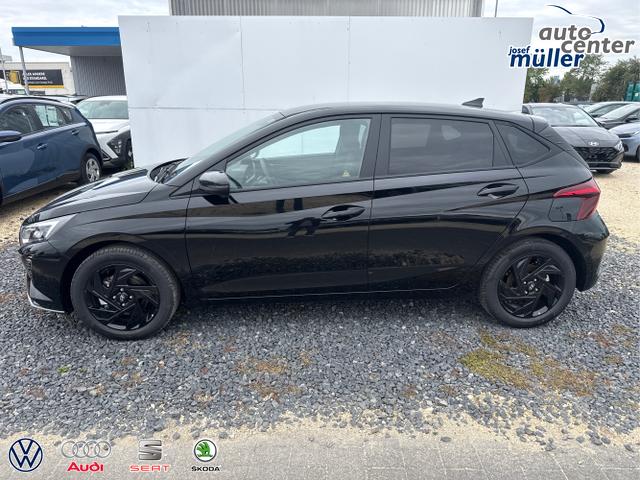 Hyundai / i20 / Grau / / / 
