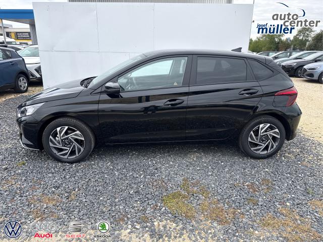 Hyundai / i20 / Grau / / / 