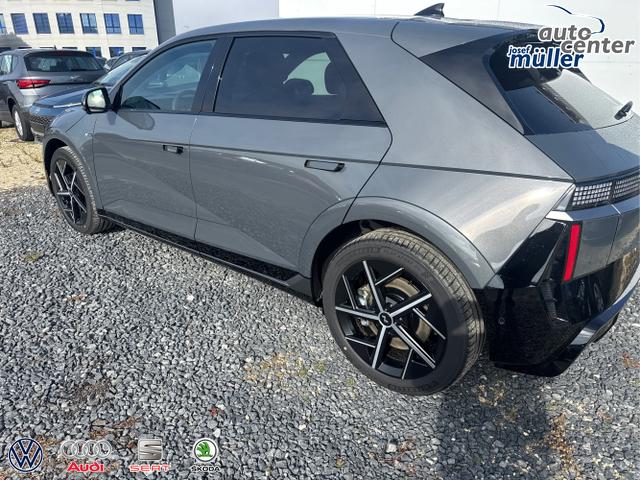 Hyundai / IONIQ 5 / Grau / / / 