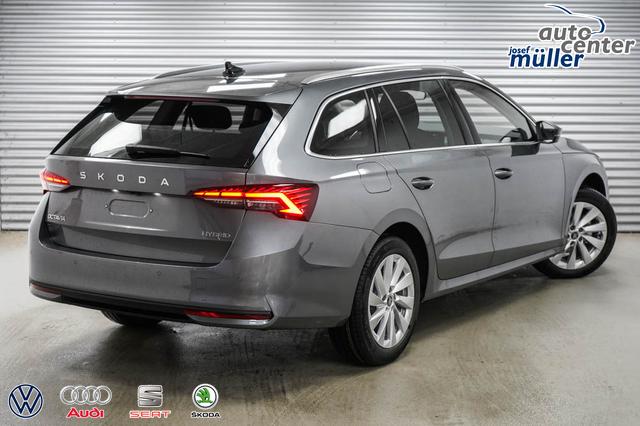Skoda Octavia Combi Kombi 1,5 eTSI DSG mhev Selection -LAG. 