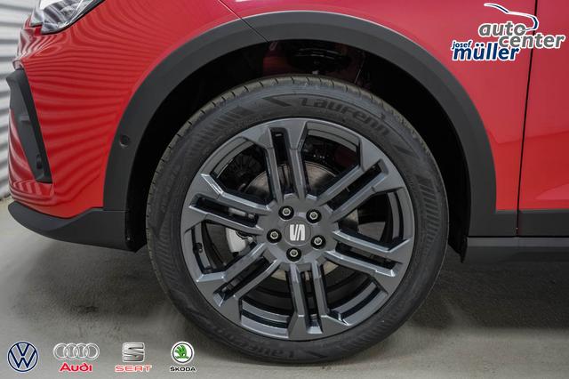 Seat Arona neues Modell 1,5 TSI DSG FR, AHK abn -LAG. 