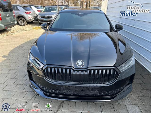 Skoda Superb Combi Sportline Kombi 2.0 TDI DSG 4x4 *HUD*AHK*Navi*Matrix*AssistenzPlus*NAVI*E-Heck*Keyless 