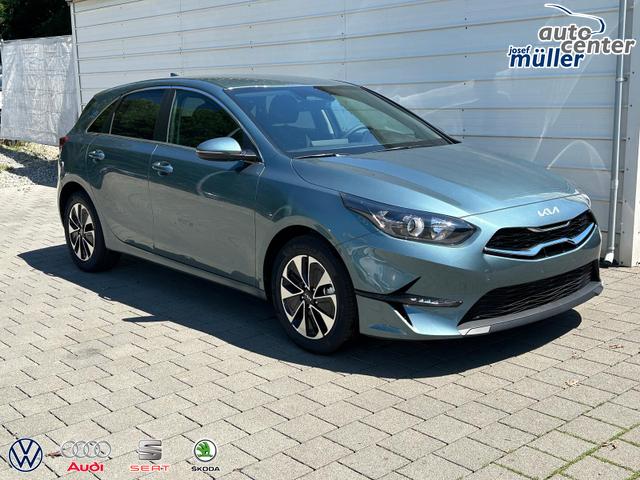 Kia Ceed Gold Android 1.5 T-GDi, DCT Auto*Navi*WinterPak*Klimaauto*16"*Kamera*PrivacyGlas* 