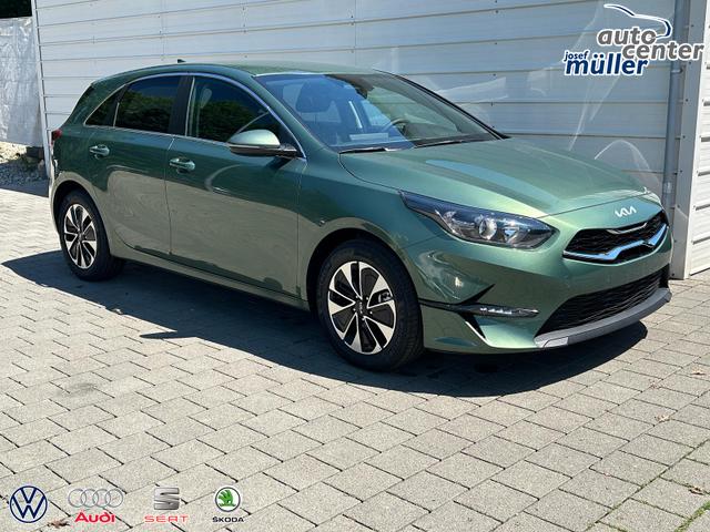 Kia Ceed Gold 1.5 T-GDi, DCT Android Auto*Navi*WinterPak*Klimaauto*16"*Kamera*PrivacyGlas* 