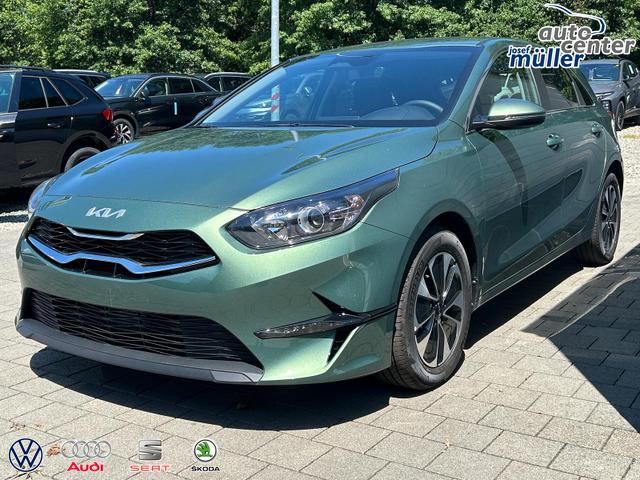 Kia Ceed Gold 1.5 T-GDi, DCT Android Auto*Navi*WinterPak*Klimaauto*16"*Kamera*PrivacyGlas* 