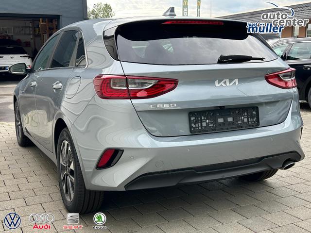 Kia Ceed Gold 1.5 T-GDi, DCT Android Auto*Navi*WinterPak*Klimaauto*16"*Kamera*PrivacyGlas* 
