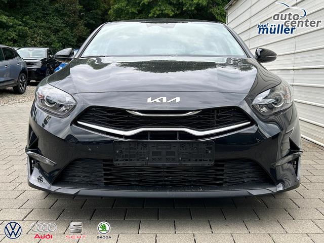 Kia Ceed Gold 1.5 T-GDi, DCT Android Auto*Navi*WinterPak*Klimaauto*16"*Kamera*PrivacyGlas* 