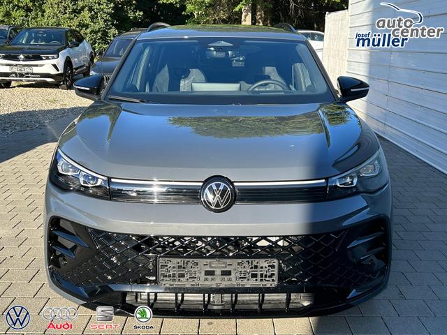 Volkswagen Tiguan R-Line 1.5 eTSI DSG AHK*5J Garant*BlackStyle*ParkAsstPro*360&deg; Kamera*Android Auto*Navi*SHZ*Matrix*HUD 