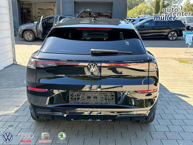 Volkswagen T-Roc R-Line 1.5 eTSI DSG Neues Modell*AHK*BlackStyle*Matrix*19"*Android Auto*EasyOpen*SHZ*Kamera*ParkAsstPro*ACC*Keyless 