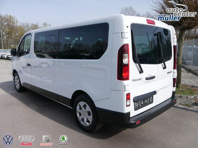 Renault Trafic 2.0 Blue dCi L2H1 9-SITZER*NAVI*SHZ*DAB*KLIMA*LED-SCHEINWERFER*TEMPOMAT* 