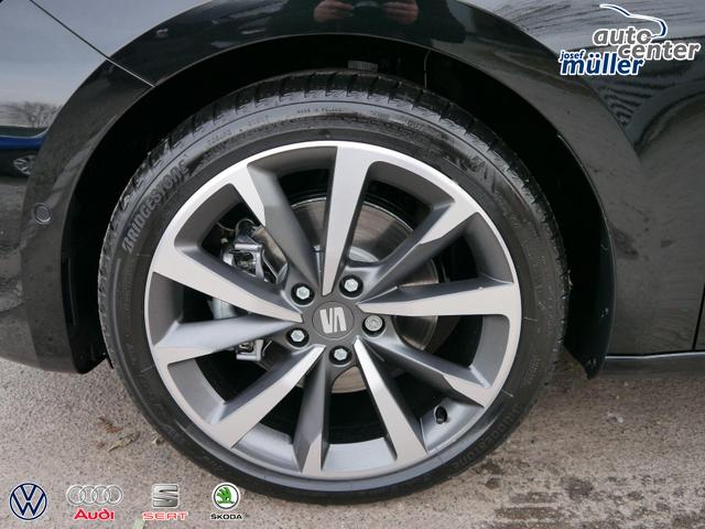 Seat Leon Sportstourer FR Kombi 2.0 TDI DSG*NAVI*ACC*5J-GARANTIE*AHK-SCHWENKBAR*SOFORT-VERFÜGBAR*PDC*LED*SHZ*KLIMA*18-ZOLL 