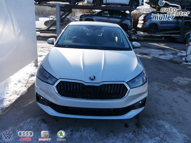 Skoda Fabia Selection 1.0 TSI*LED*PDC-HI*SMARTLINK*SHZ*BLUETOOTH*FRONT-ASSIST 