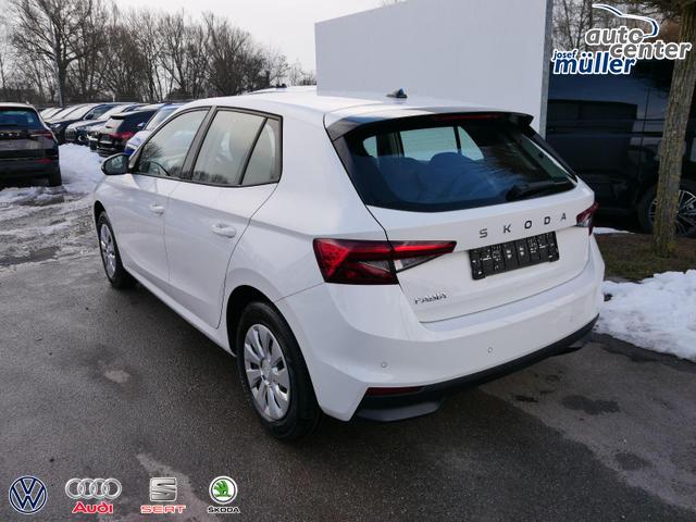 Skoda Fabia Selection 1.0 TSI *NAVI-&Uuml;BER-SMARTLINK*PDC-HI*LED*SHZ*KLIMA*RADIO 