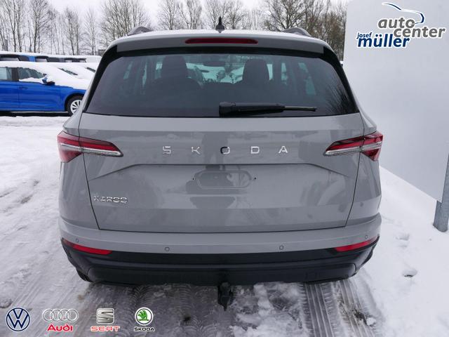 Skoda Karoq Selection 1.5 TSI DSG DSG*AHK-SCHWENKBAR*SMARTLINK*TEMPOMAT*PDC-HINTEN*LENKRADHEIZUNG* 