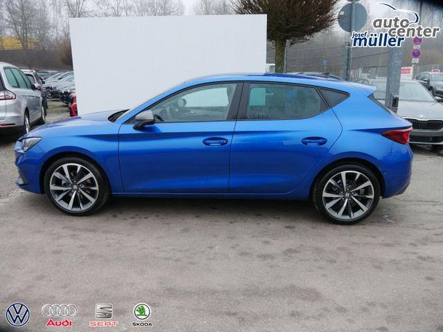 Seat Leon FR 2.0 TDI DSG*RFK*NAVI*TEMPOMAT*TRAVEL ASSIST* FULL LINK* KEYLESS-GO* 