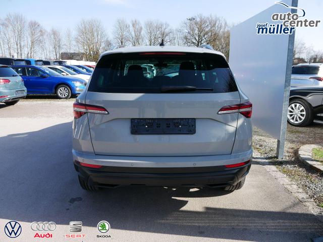 Skoda Karoq Selection TOP PLUS Edition 1,5 TSI DSG*SMARTLINK*LED*PDC*KAMERA*TEMPOMAT*SHZ 