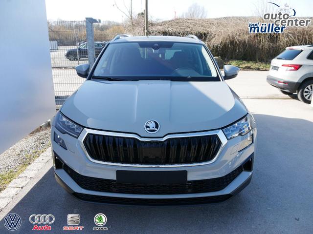 Skoda Karoq Selection TOP PLUS Edition 1,5 TSI DSG*SMARTLINK*LED*PDC*KAMERA*TEMPOMAT*SHZ 