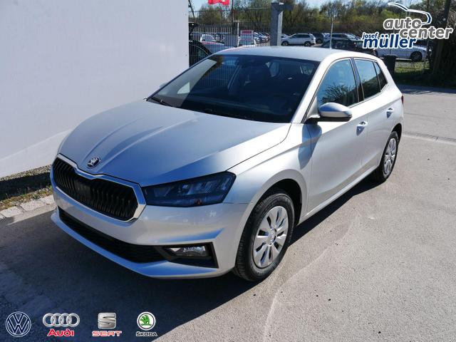 Skoda Fabia Selection 1.0 TSI*PDC-HINTEN*SMARTLINK*KEYLESS-GO*LED*BLUETOOTH*WINTERPAKET* 