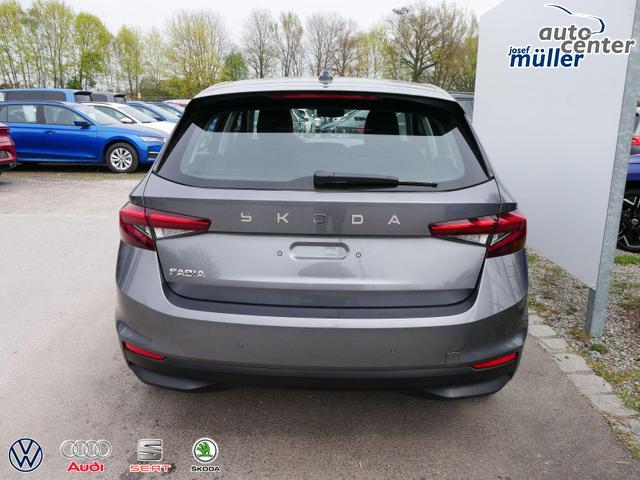 Skoda Fabia Selection 1.0 TSI DSG*NAVI-&Uuml;BER-SMARTLINK*LED*PDC-HI*SHZ*DAB*KLIMA 