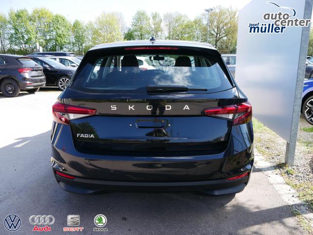 Skoda Fabia Selection 1.0 TSI *LED*PDC-HI*SMARTLINK*SHZ*BLUETOOTH*FRONT-ASSIST 
