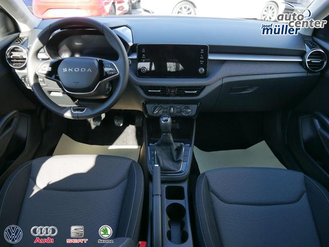 Skoda Fabia Selection 1.0 TSI *NAVI-&Uuml;BER-SMARTLINK*PDC-HI*LED*SHZ*KLIMA*RADIO 
