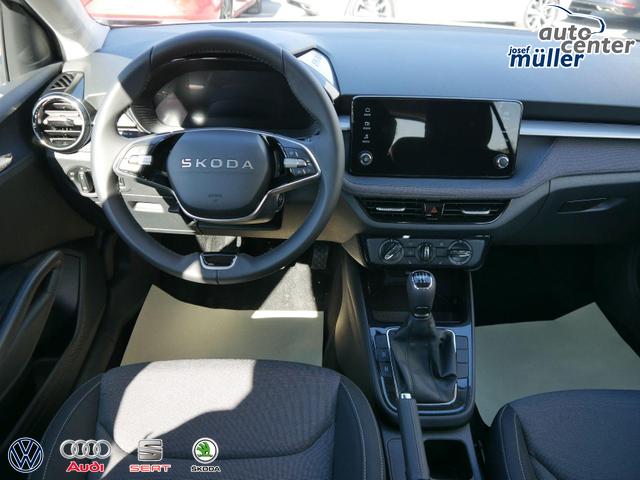 Skoda Fabia Selection 1.0 TSI *NAVI-&Uuml;BER-SMARTLINK*PDC-HI*LED*SHZ*KLIMA*RADIO 