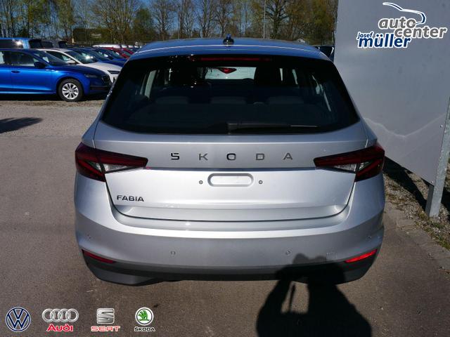 Skoda Fabia Selection 1.0 TSI *LED*PDC-HI*SMARTLINK*SHZ*BLUETOOTH*FRONT-ASSIST 
