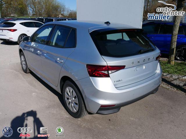 Skoda Fabia Selection 1.0 TSI *LED*PDC-HI*SMARTLINK*SHZ*BLUETOOTH*FRONT-ASSIST 