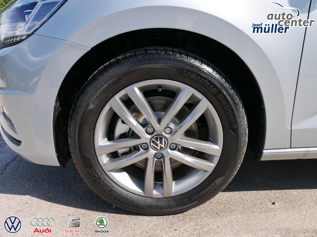 Volkswagen Touran Comfortline 1.5 TSI COMFORTLINE*ACC*NAVI*KESSY*3-ZONE KLIMAAUTOMATIK*RFK*WINTERPAKET* 