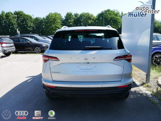 Skoda Karoq Selection 1.5 TSI DSG*ACC*PDC*KAMERA*TEMPOMAT*LED*SMARTLINK*KLIMA*RADIO*17-ZOLL 