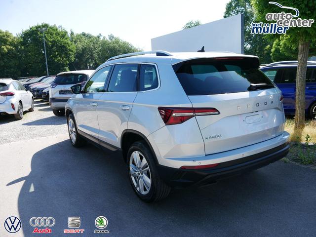 Skoda Karoq Selection 1.5 TSI DSG*ACC*PDC*KAMERA*TEMPOMAT*LED*SMARTLINK*KLIMA*RADIO*17-ZOLL 