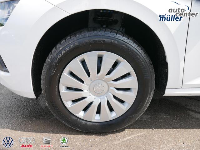 Skoda Kamiq Selection 1.0 TSI DSG*AHK-SCHWENKBAR*TEMPOMAT*PDC-HINTEN*KEYLESS-GO*SHZ* 