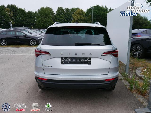 Skoda Karoq Selection 1.5 TSI DSG*ACC*PDC*KAMERA*TEMPOMAT*LED*SMARTLINK*KLIMA*RADIO*17-ZOLL 