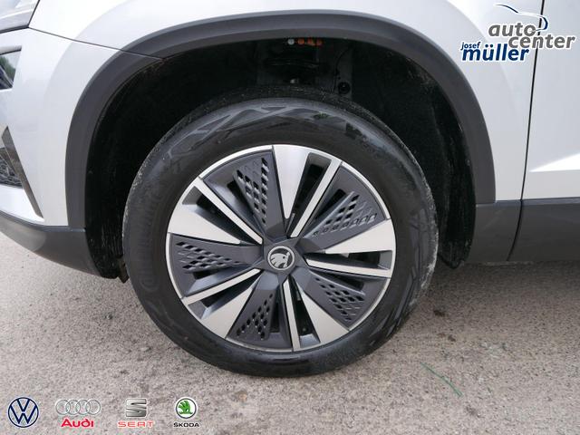 Skoda Karoq Selection 1.5 TSI DSG*ACC*PDC*KAMERA*TEMPOMAT*LED*SMARTLINK*KLIMA*RADIO*17-ZOLL 