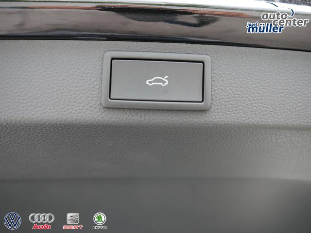 Skoda Karoq Sportline 2.0 TSI 4x4 DSG DSG*ACC*AHK-SCHWENKBAR*PDC-HINTEN*KESSY*LENKRADHEIZUNG* 